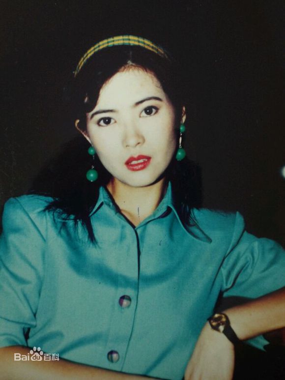 蓝洁瑛(Yammie Lam)-风华绝代壁纸壁纸