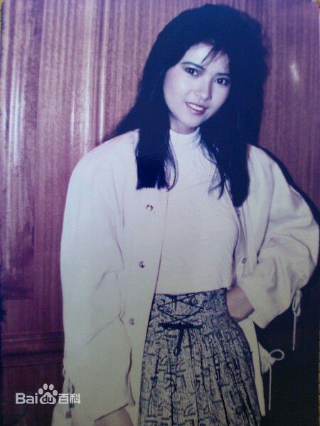 蓝洁瑛(Yammie Lam)照片图片图集