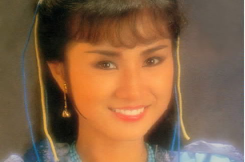 最新周秀兰(Elanie Chow)壁纸