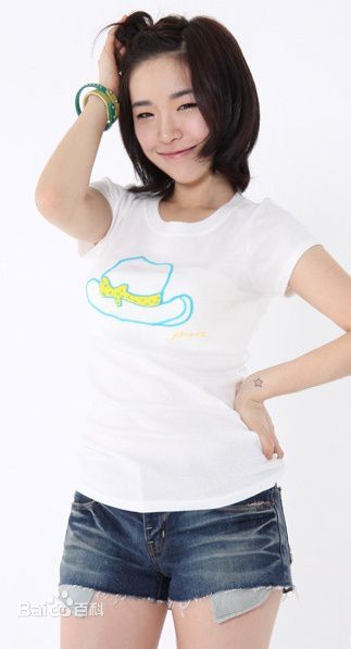 周冬雨(Zhou Dongyu)前后照片