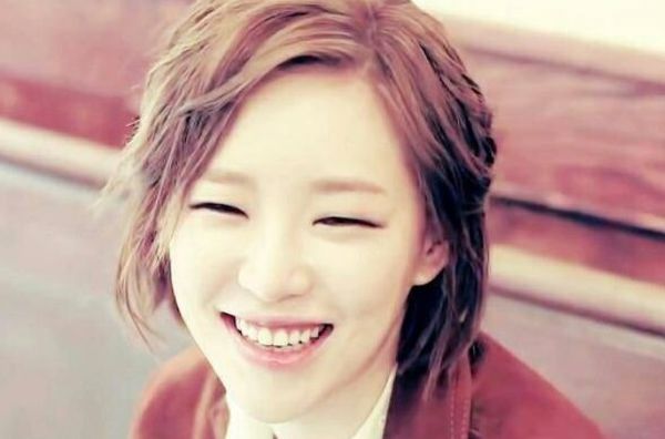 周冬雨(Zhou Dongyu)前后照片