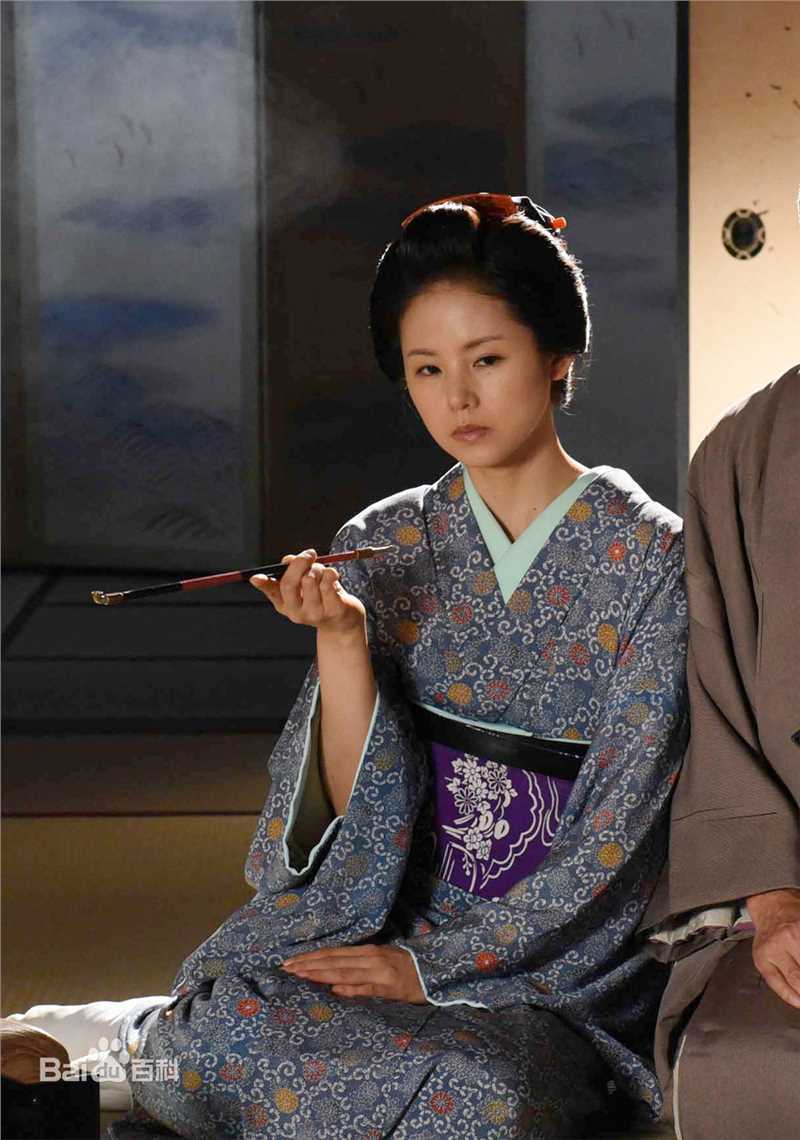 小西真娜美(こにし まなみ、Manami Konishi、Manami)和服素颜照相册