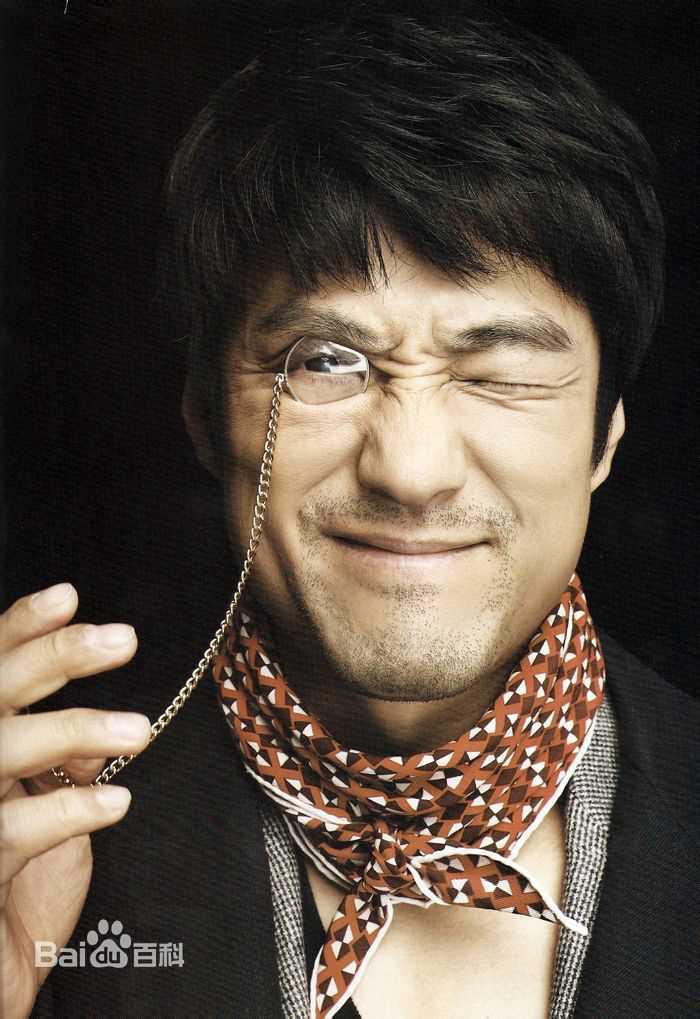 池珍熙()最新杂志图集