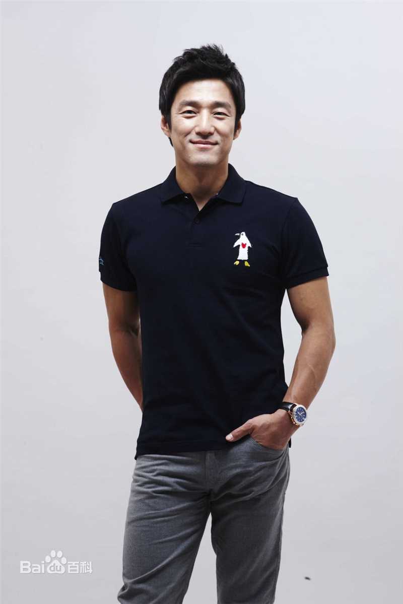 池珍熙()最新杂志图集