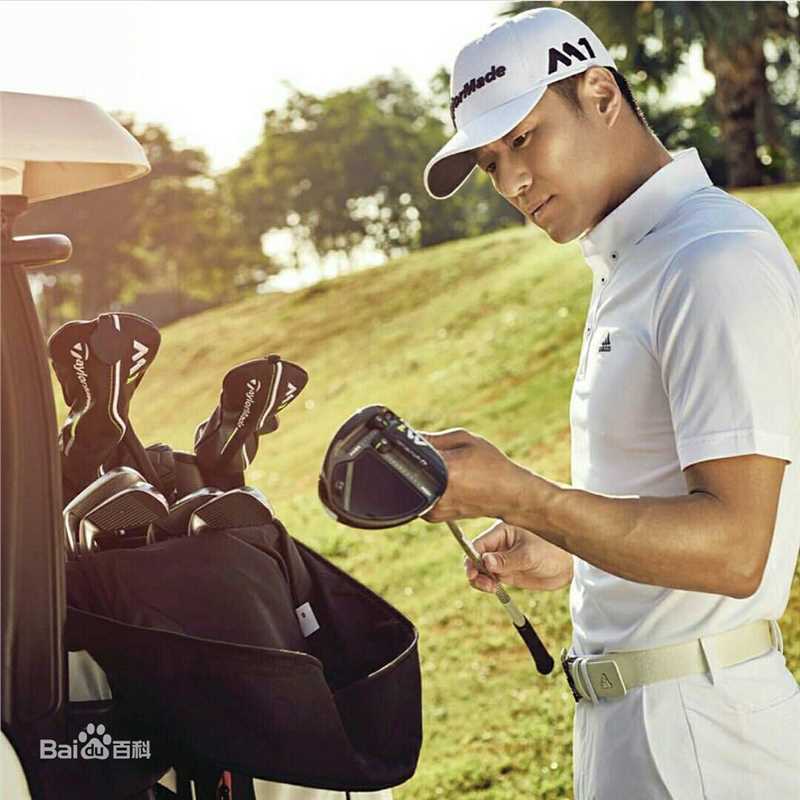 池珍熙()杂志照