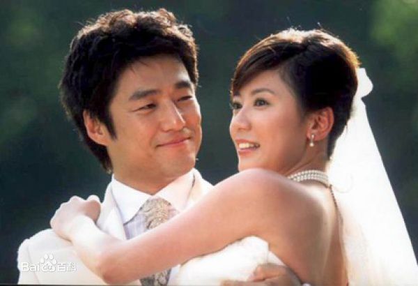 最新池珍熙()壁纸