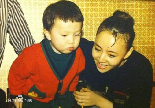 宋丹丹生活照素颜照相册