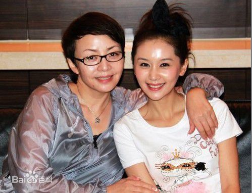 宋丹丹2010《家，N次方》高清剧照