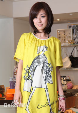 最新李维维(Vivi Lee)性感图片