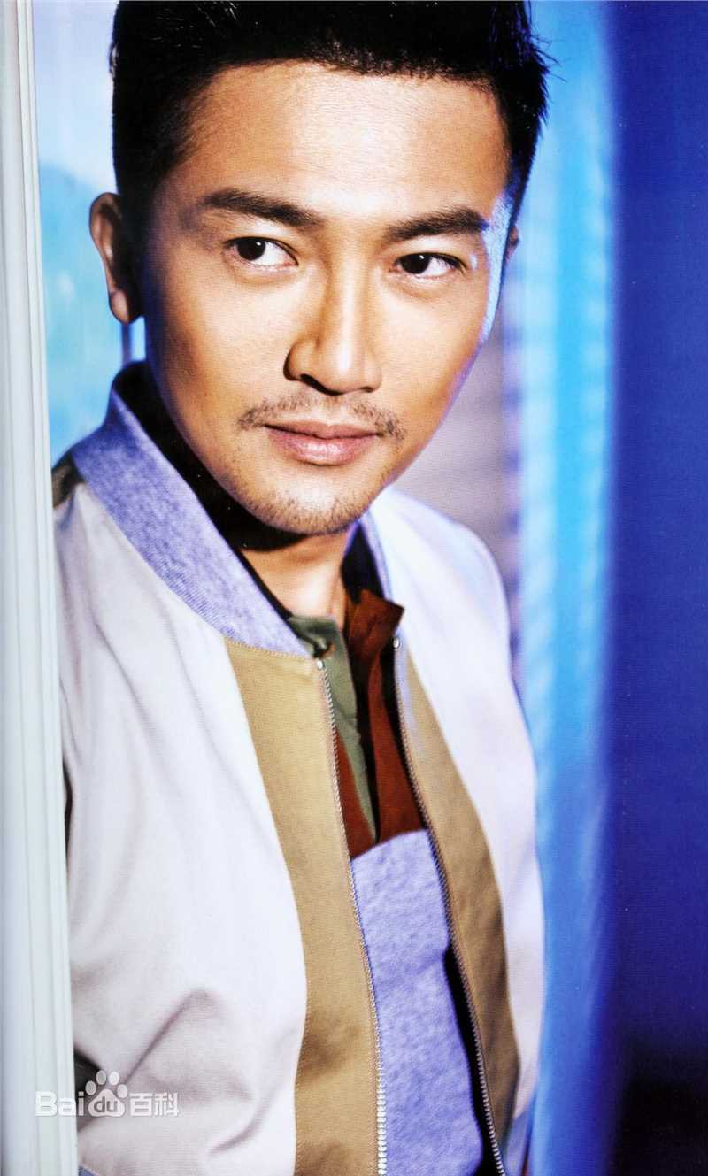 苏有朋(Alec Su)2013EGOU宣传册壁纸壁纸