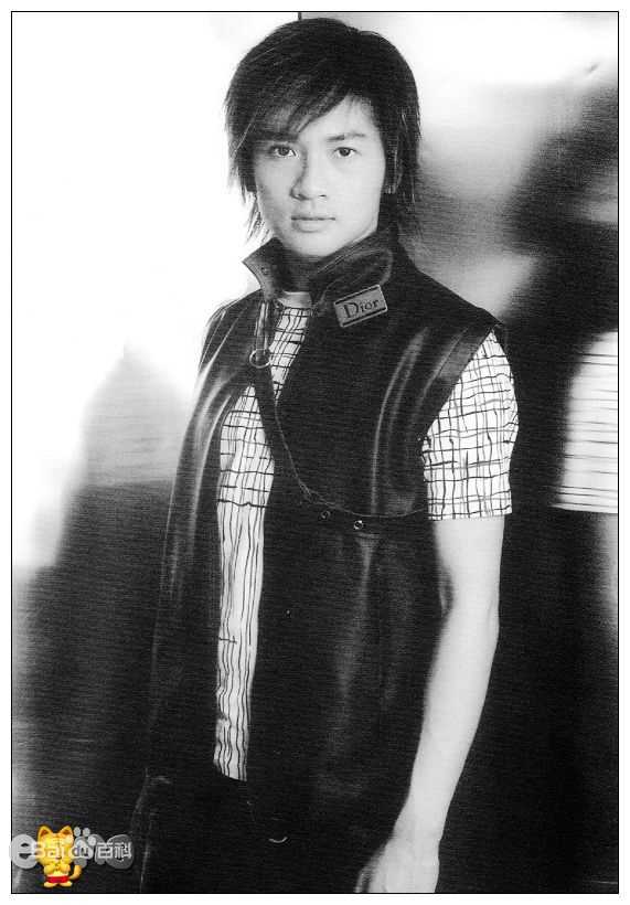 精选苏有朋(Alec Su)在为自己的书《青春的场所》拍摄插页中的图册