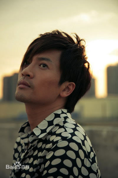 苏有朋(Alec Su)侧面照素颜照相册