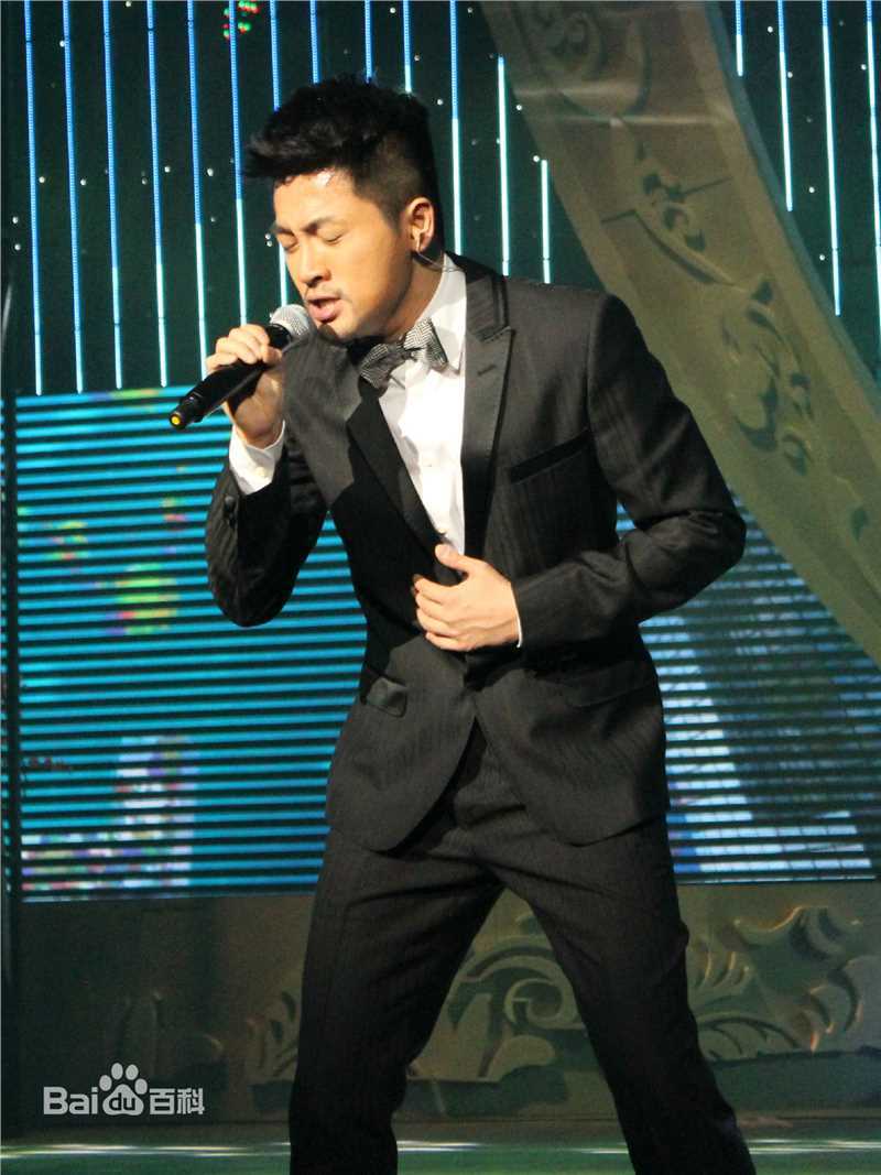 苏有朋(Alec Su)青岛春晚性感图片图集