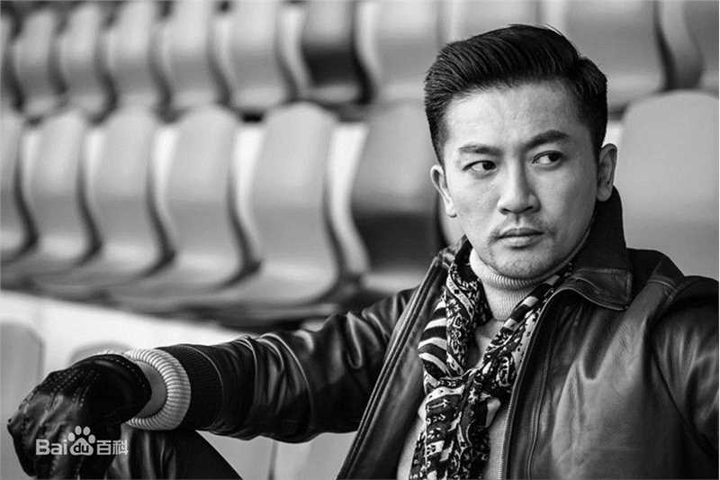 苏有朋(Alec Su)最新《灵动风尚》壁纸