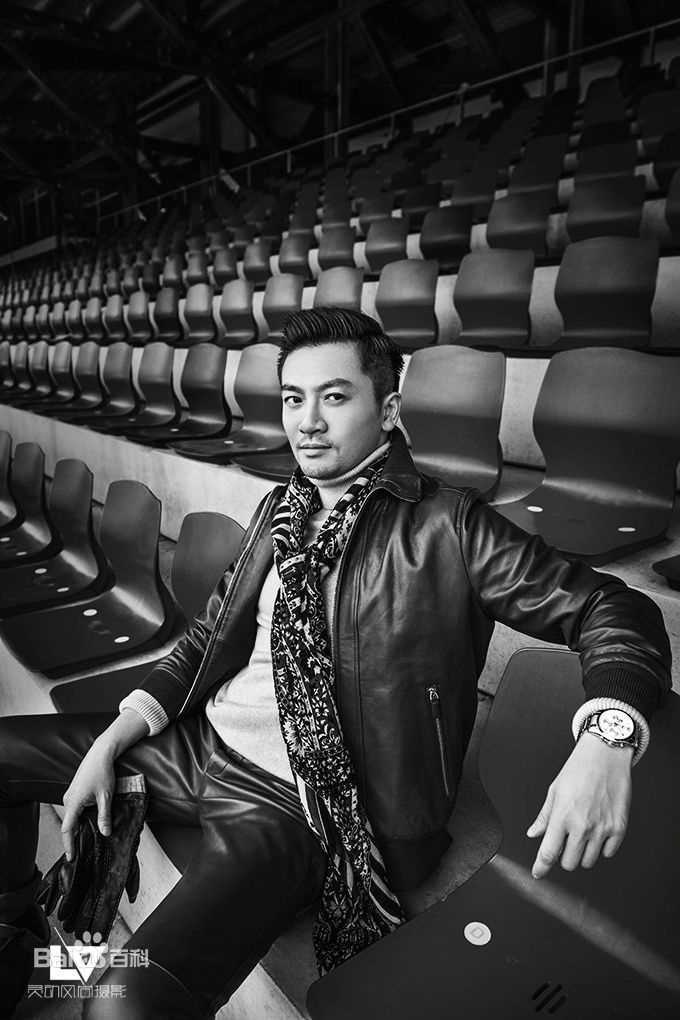 苏有朋(Alec Su)最新《灵动风尚》壁纸