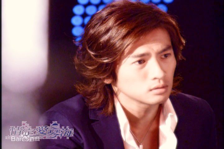 最新苏有朋(Alec Su)在《情定爱琴海》饰陆恩祈中的壁纸