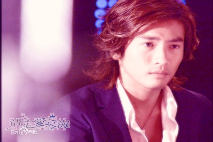 最新苏有朋(Alec Su)在《情定爱琴海》饰陆恩祈中的壁纸