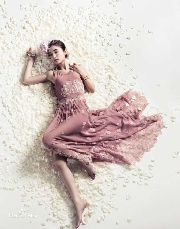 林心如(Ruby Lin)Harper's Bazaar素颜照相册