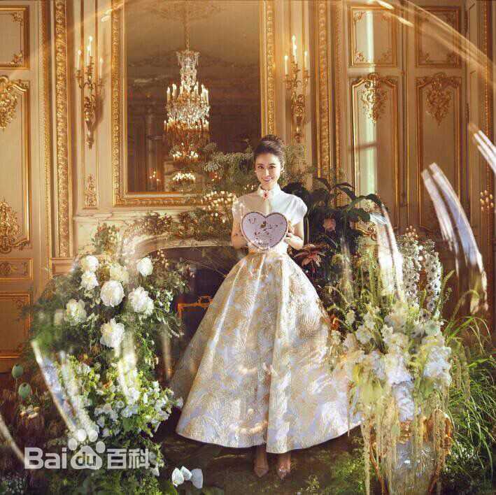 林心如(Ruby Lin)代言素颜照相册