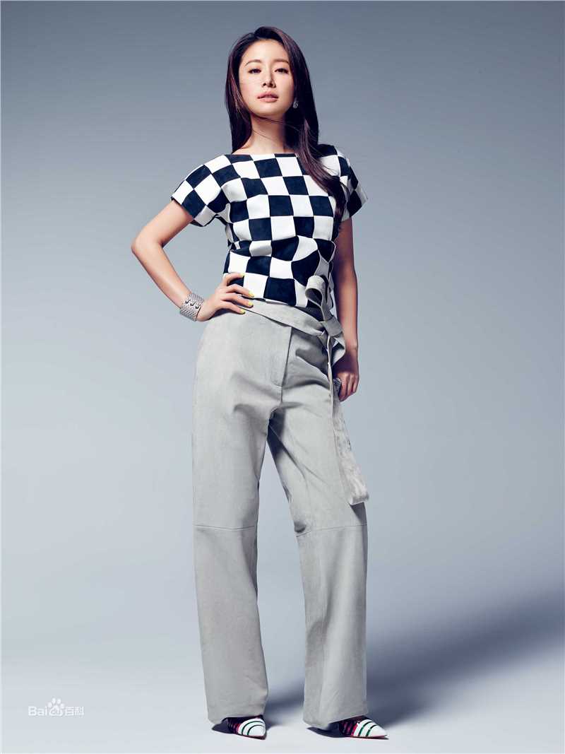 林心如(Ruby Lin)最新杂志封面：bella侬侬图集