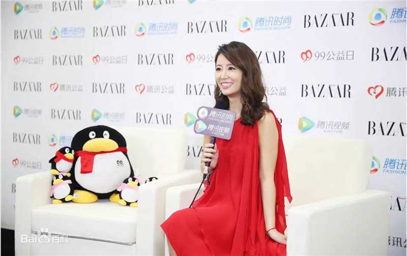 林心如(Ruby Lin)20160909芭莎明星慈善夜性感图片壁纸