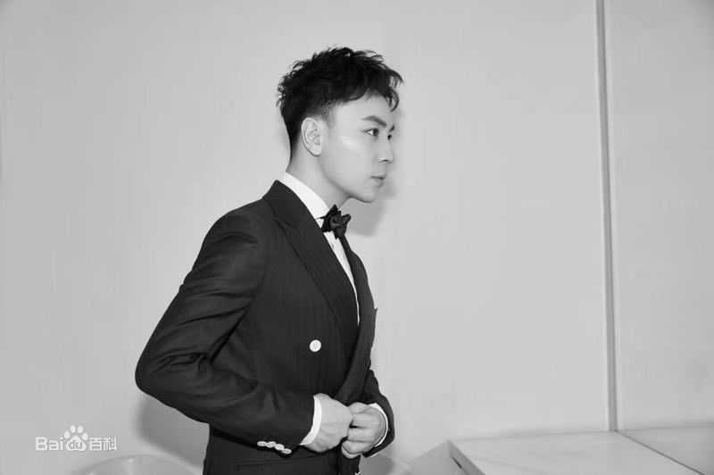 最优质释小龙(Ashton Chen)生活照