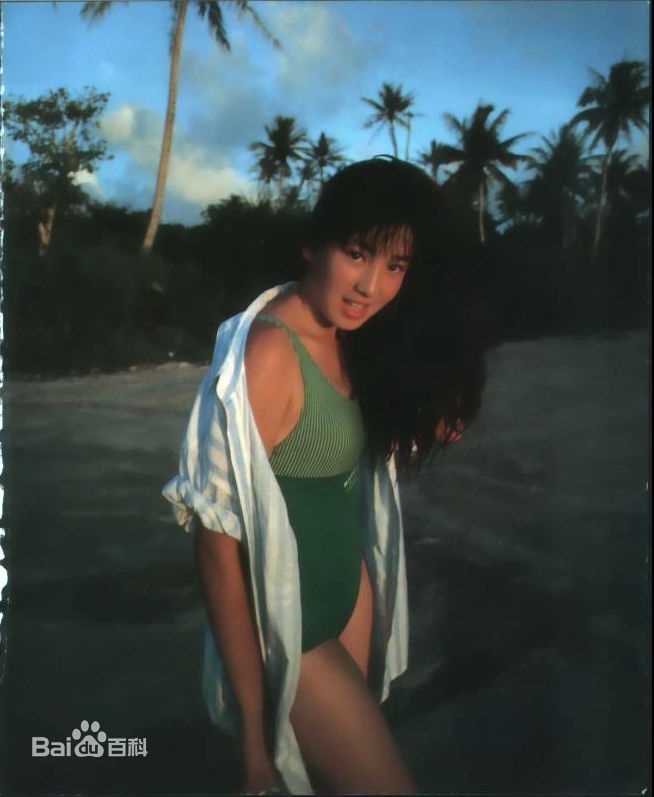 宫泽理惠(宫沢りえ、Rie Miyazawa)Pour Amitie，1989图片图集