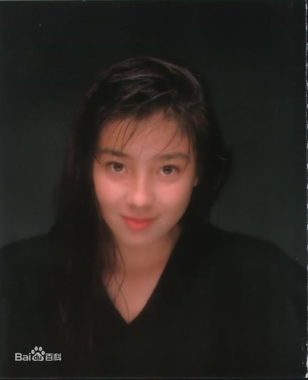 宫泽理惠(宫沢りえ、Rie Miyazawa)Pour Amitie，1989图片图集