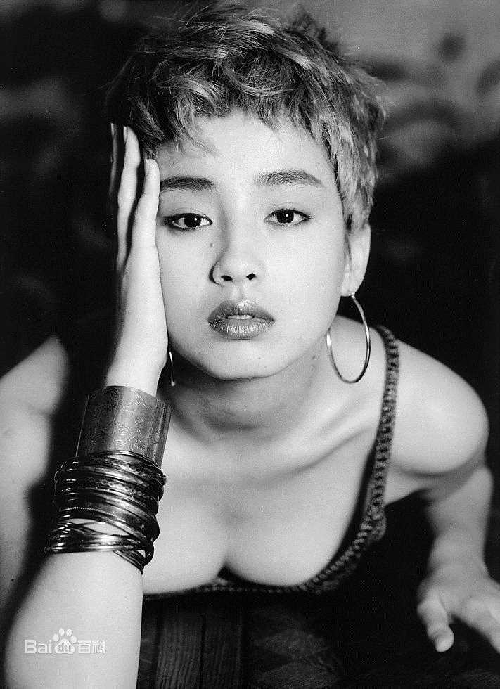 宫泽理惠(宫沢りえ、Rie Miyazawa)Sant Fe，1991壁纸壁纸