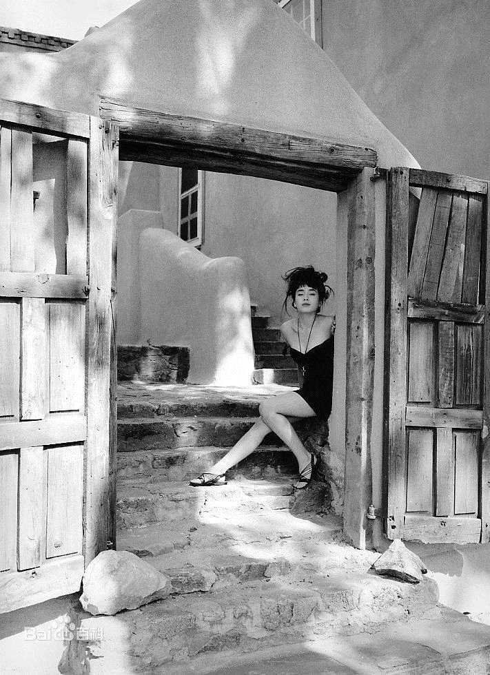 宫泽理惠(宫沢りえ、Rie Miyazawa)Sant Fe，1991壁纸壁纸
