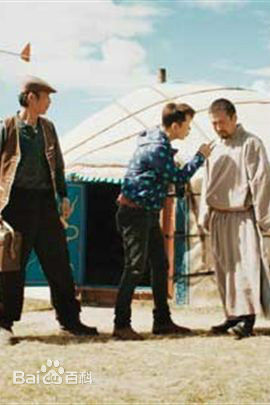 《阿穆隆》封面图片