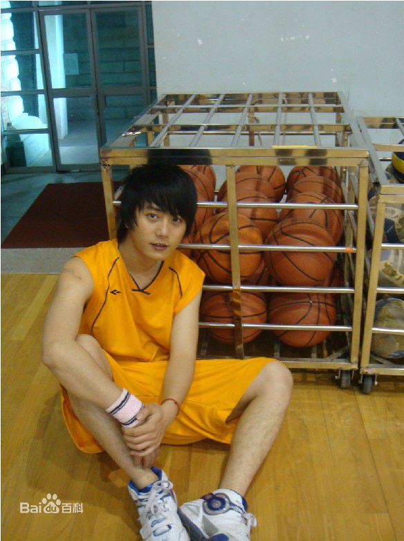 最全陆虎(L.T.)在2008电视剧《男生日记》饰演武绍阳中的相册