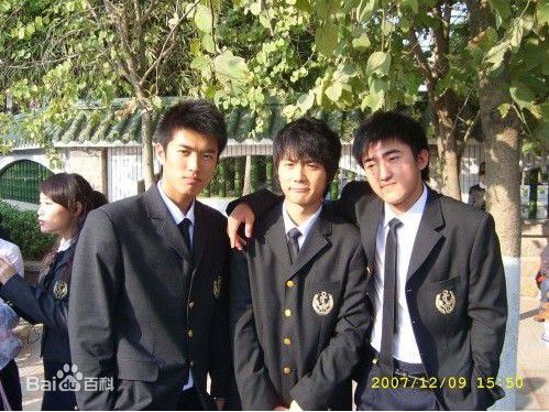 最全陆虎(L.T.)在2008电视剧《男生日记》饰演武绍阳中的相册