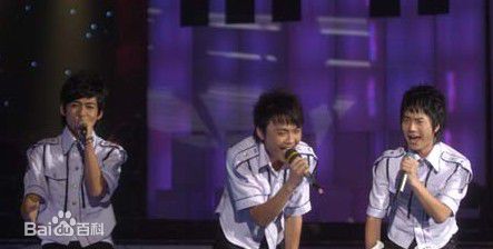 高清陆虎(L.T.)在《快乐男声》比赛照中的图集