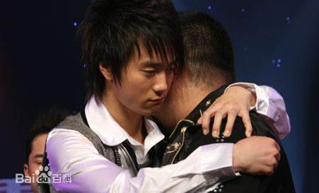 高清陆虎(L.T.)在《快乐男声》比赛照中的图集