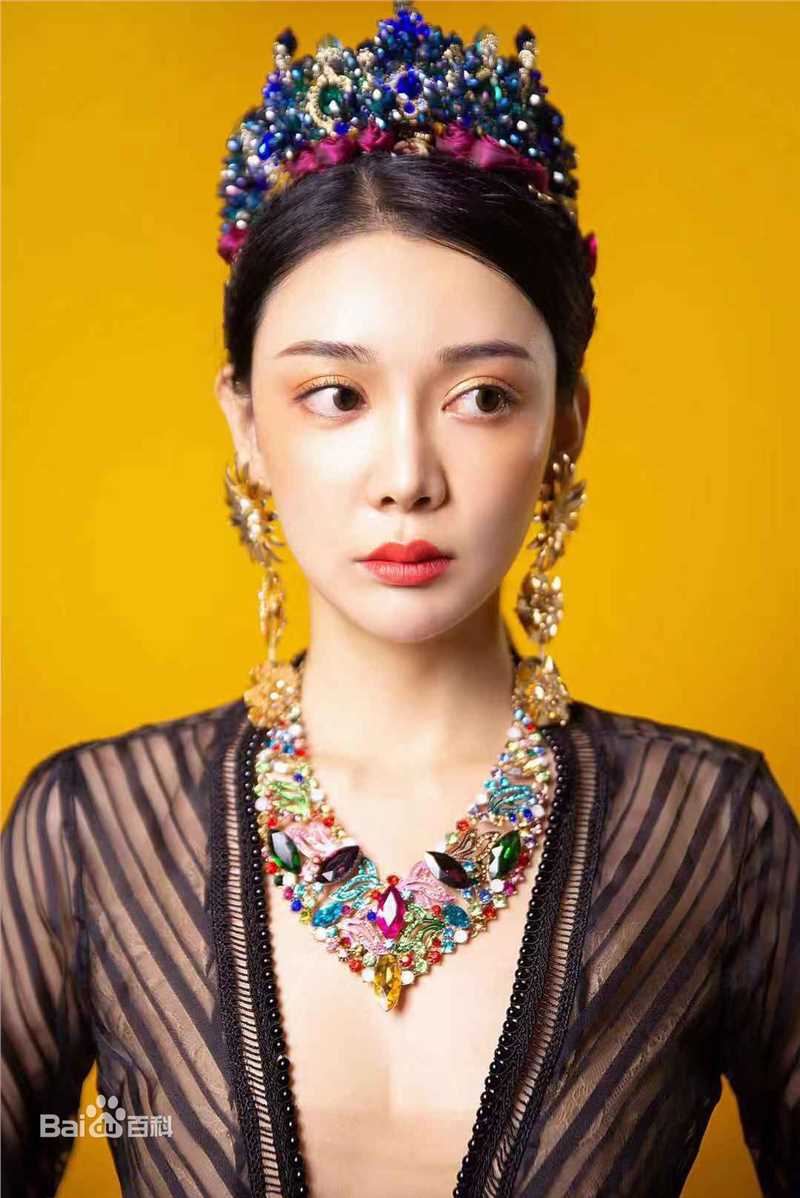 郝泽嘉最新壁纸