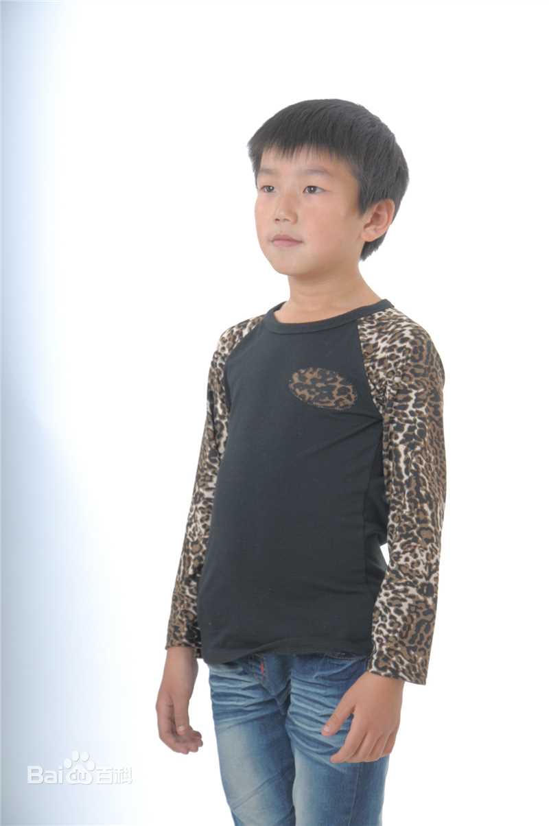 最新谭景月性感图片