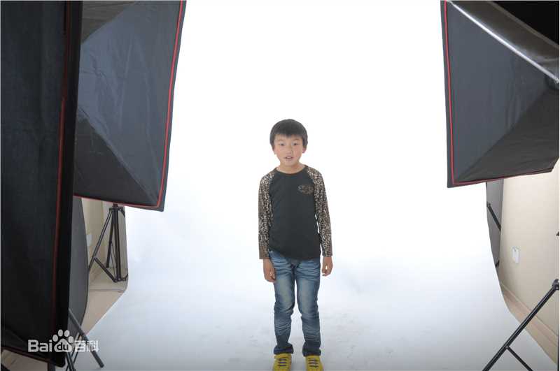 最新谭景月性感图片