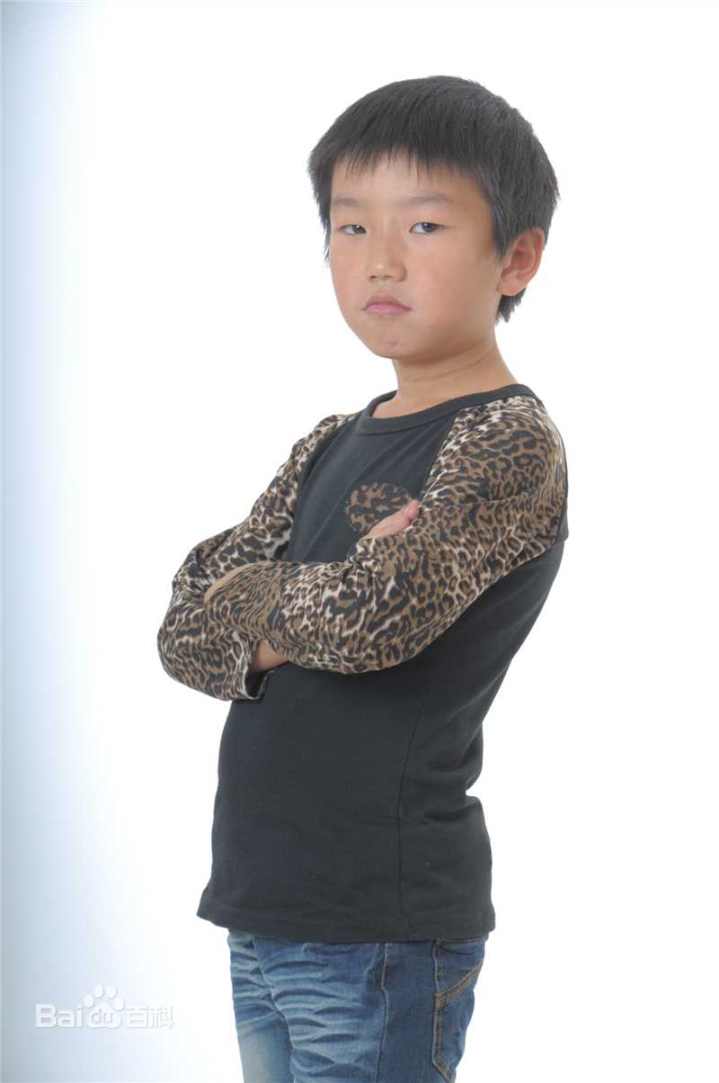 最新谭景月性感图片