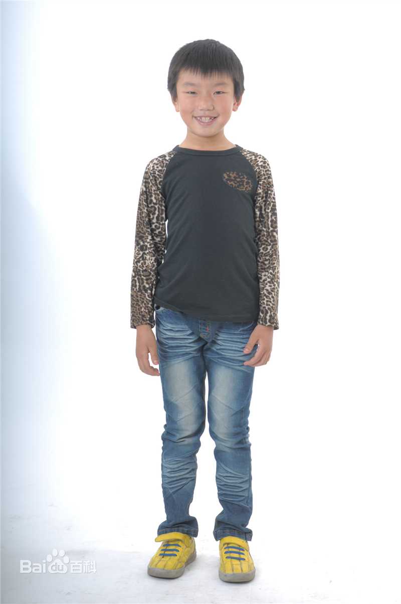 最新谭景月性感图片