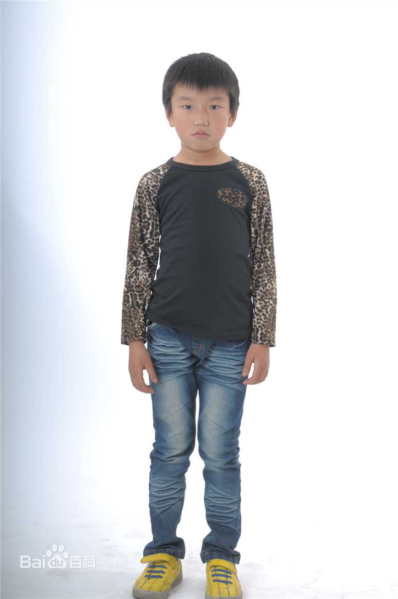 最新谭景月性感图片