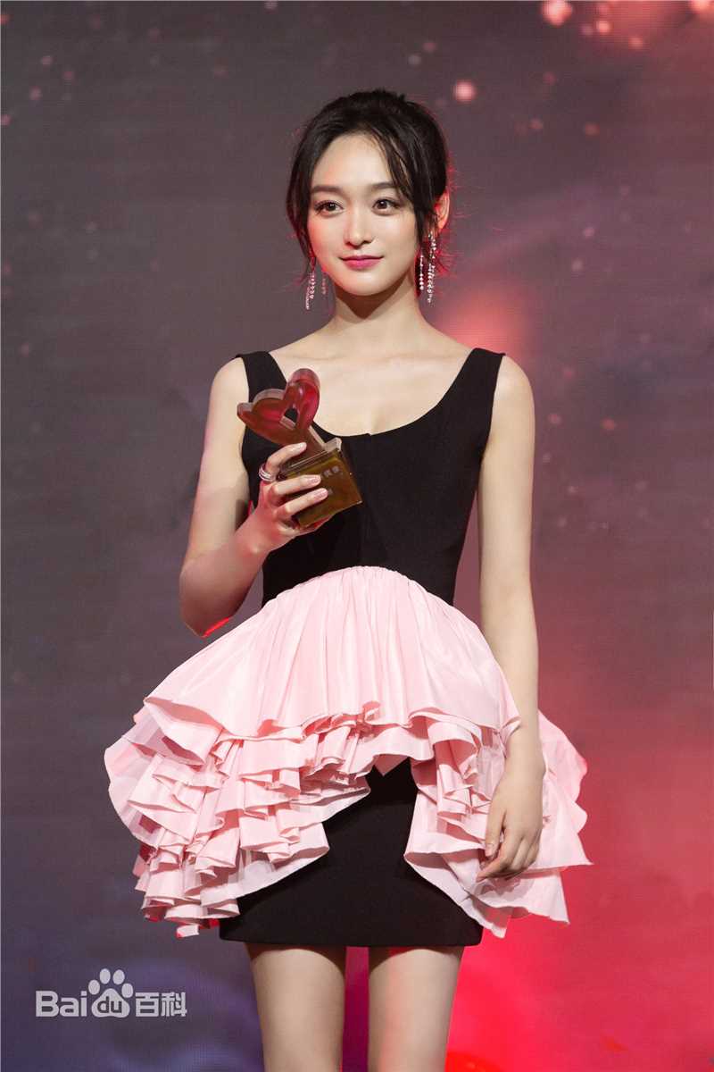 何泓姗(Viva)时尚活动素颜照相册