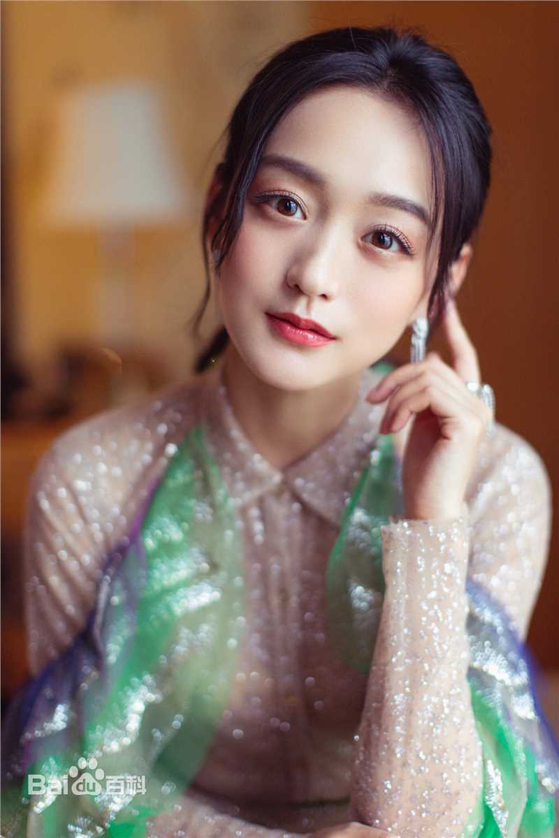 何泓姗(Viva)生活照