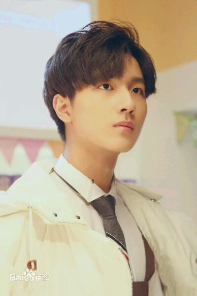 李宏毅活动照图片图册