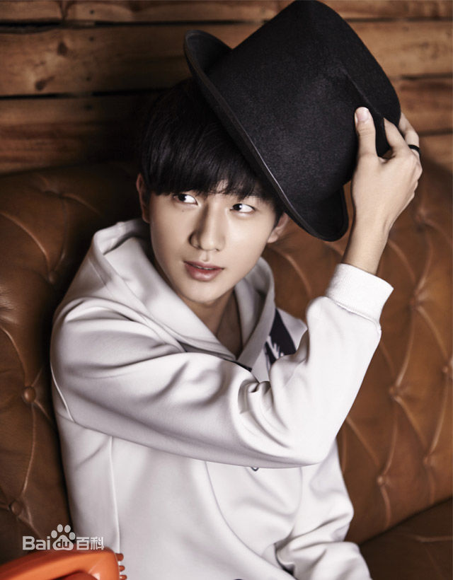 高清李宏毅性感图片