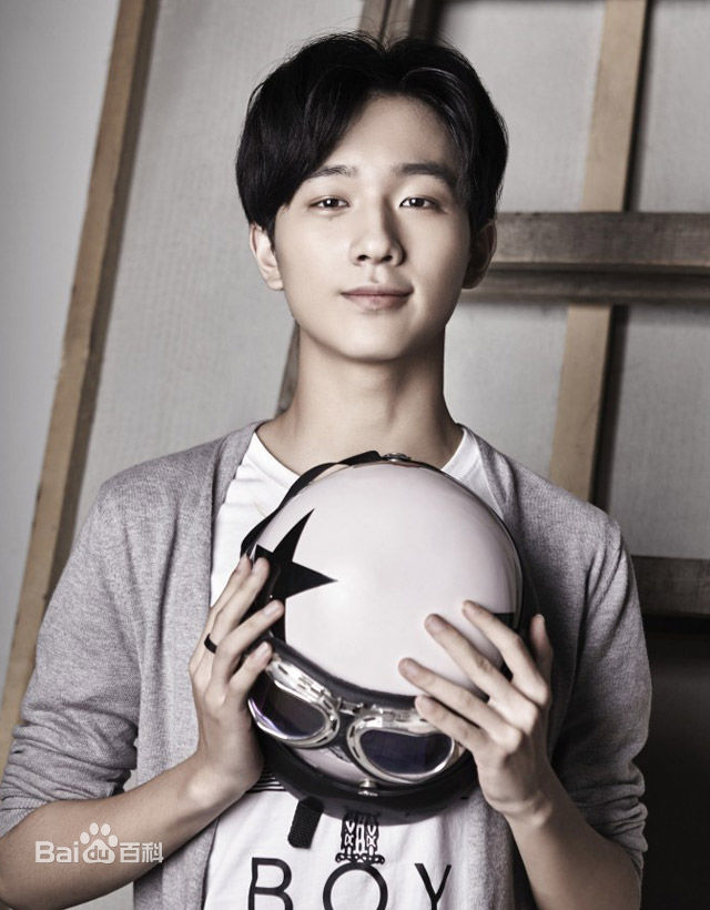 高清李宏毅性感图片