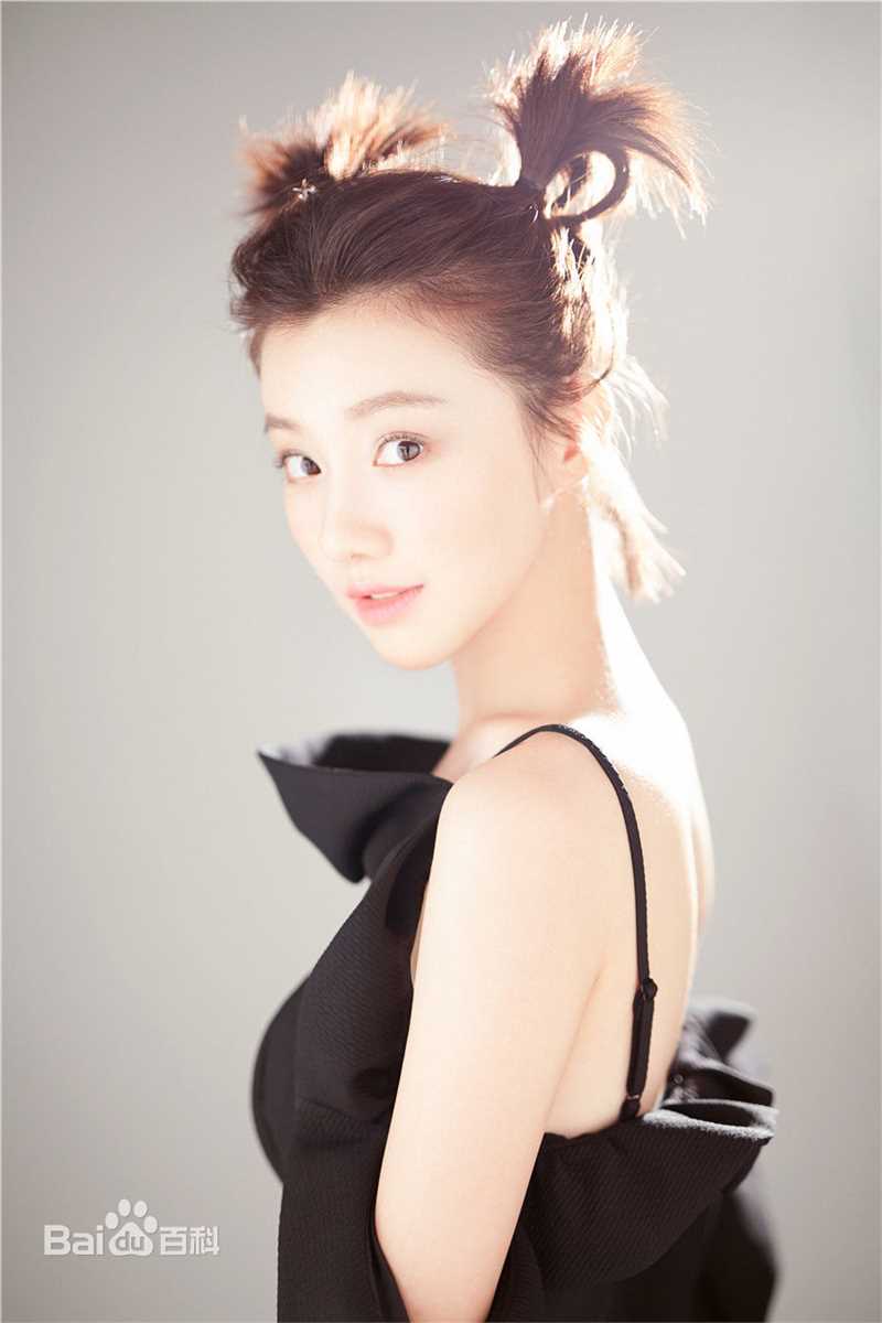 王鹤润(Rain)我们的街拍时刻图片图册