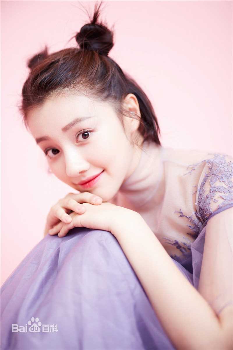 王鹤润(Rain)我们的街拍时刻图片图册