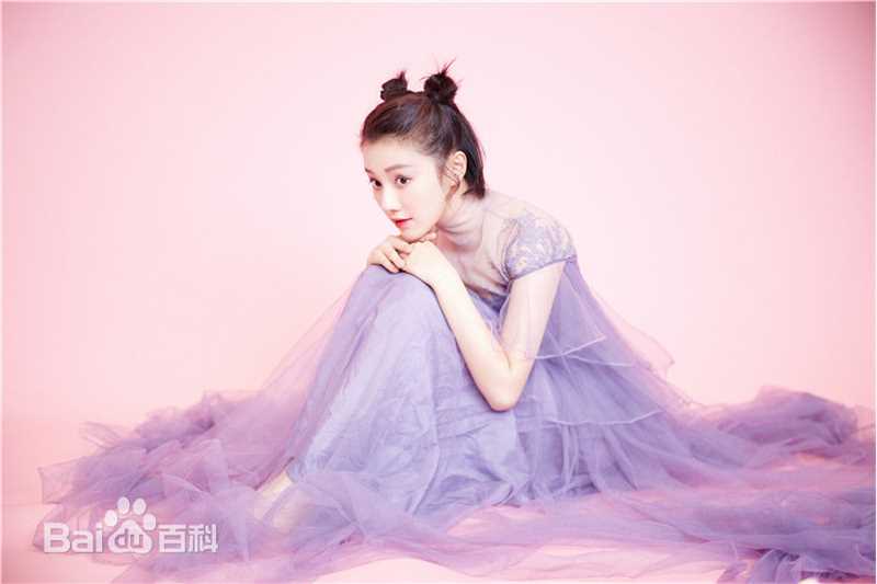 王鹤润(Rain)我们的街拍时刻图片图册