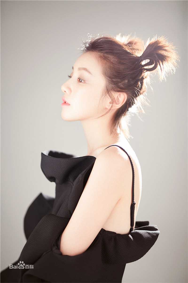 王鹤润(Rain)我们的街拍时刻图片图册